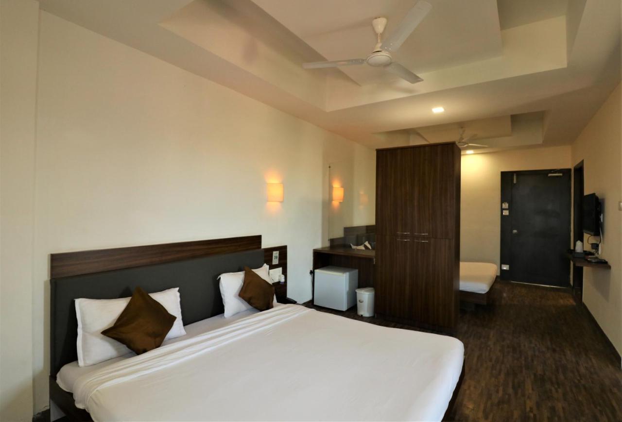 Goverdhan Greens Resort Dwarka L Hotels In Dwarka Exterior foto